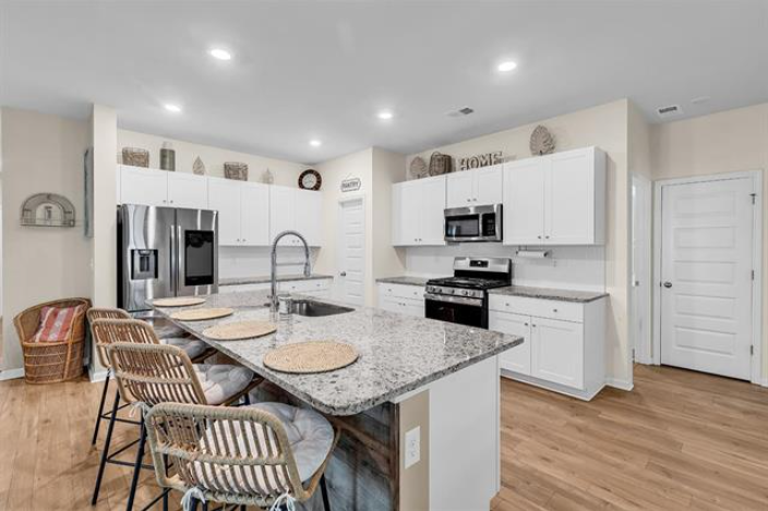 Home kitchen